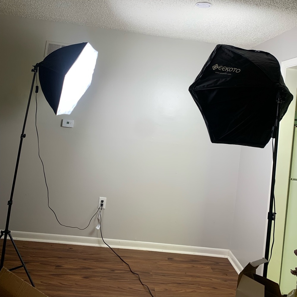 Selling two eekoto Photography lights